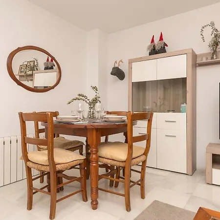 Vegaluz Apartment *
